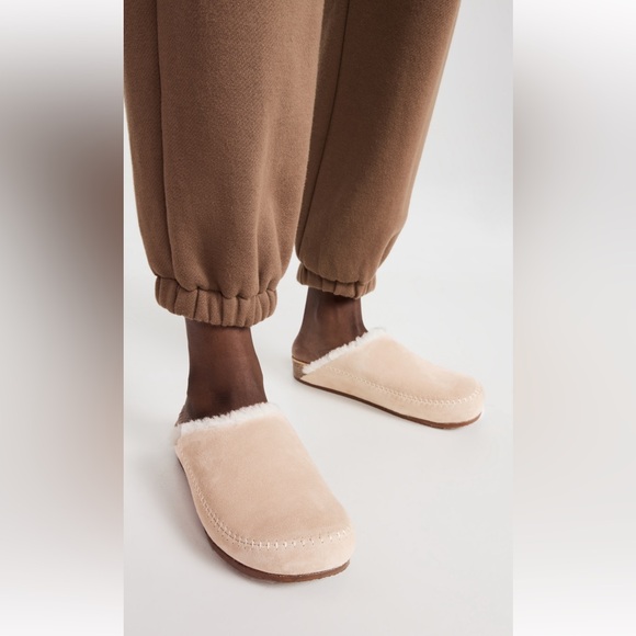 Jenni Kayne Shearling-Lined Moc Clogs - Picture 5 of 16